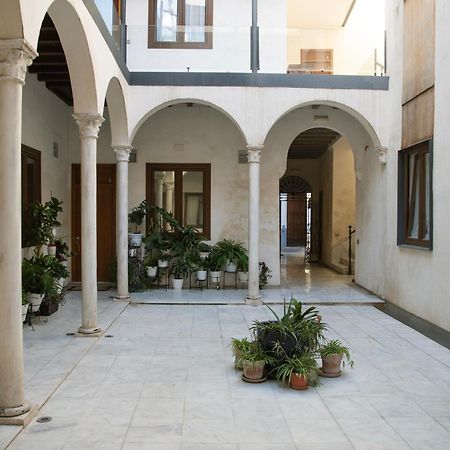 Casa Palacio Bustos Tavera Sevilla Exterior foto