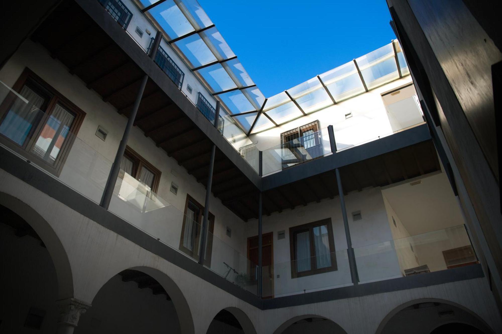 Casa Palacio Bustos Tavera Sevilla Exterior foto